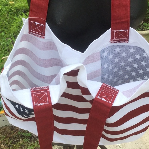 🇺🇸NWT Fabulous Brand New 🇺🇸Cool Tote Bag🇺🇸 - Picture 3 of 6